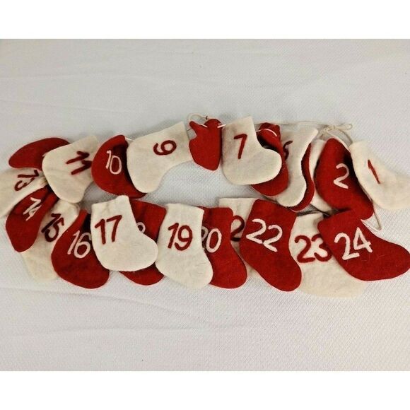 Holiday Christmas Stocking Garland Advent Countdown Embroidered Felt Red White - Picture 1 of 4